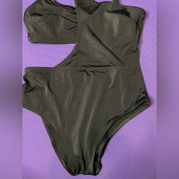 Adore me Alaine Contour Black One-Shoulder Swimsuit‎ size large - Picture 4 of 13